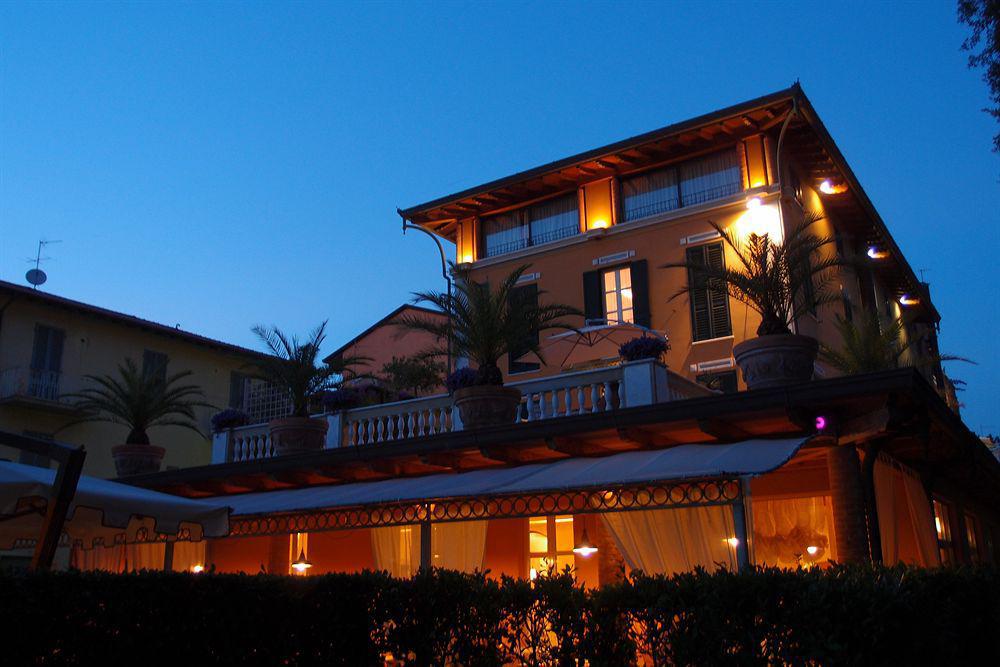 Hotel Regina Forte dei Marmi Exterior foto