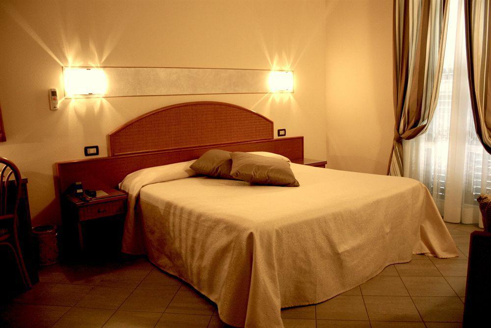 Hotel Regina Forte dei Marmi Exterior foto