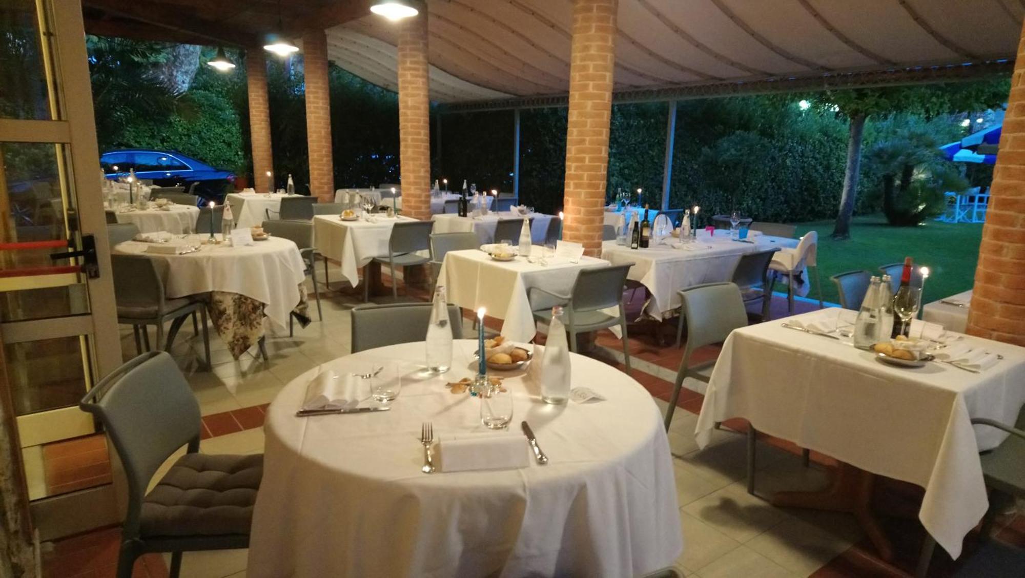 Hotel Regina Forte dei Marmi Exterior foto
